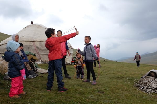 Quirguistão. Viajar obriga a ter tempo para absorver os hábitos e as culturas dos países que visitamos.