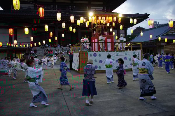 Festival Bon-Odori (Zōjō-ji) em Tóquio